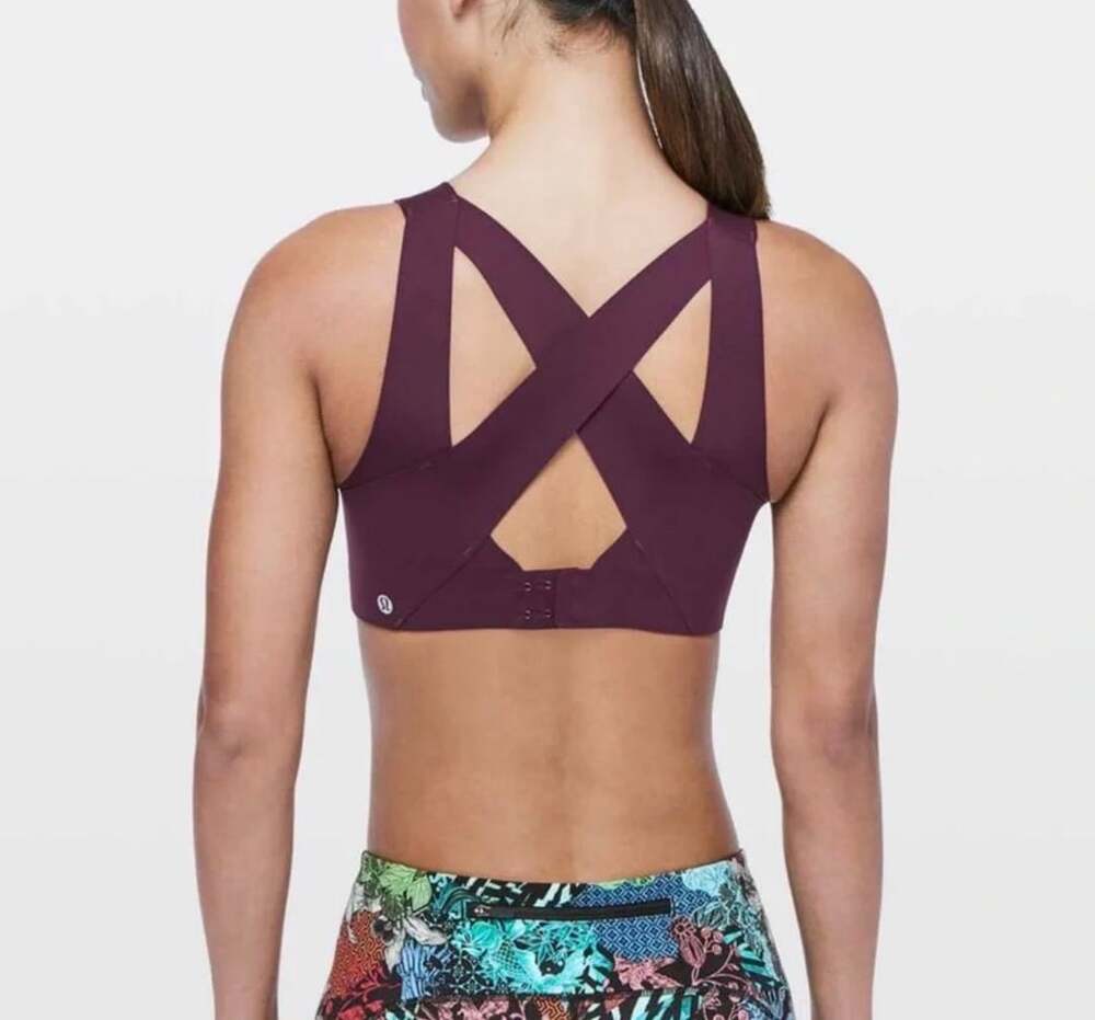 Lululemon Enlite Bra Size 34DD Burgundy Sports Bra